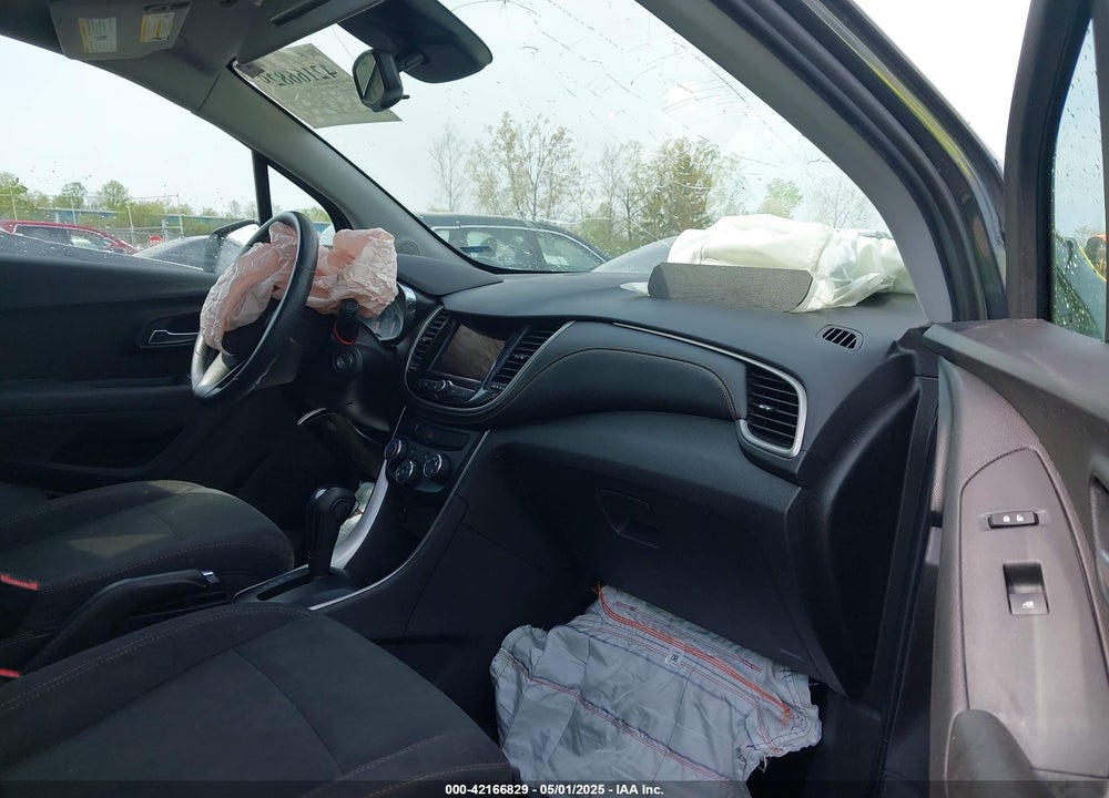 2019 CHEVROLET TRAX VIN: 3GNCJKSB0KL378756