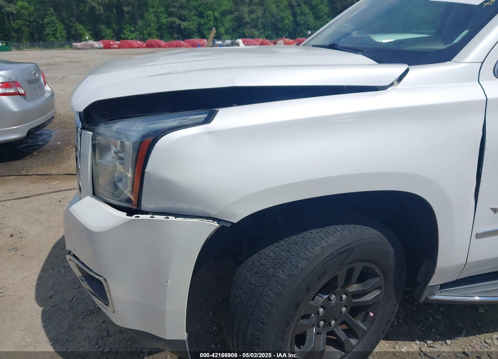 2017 GMC YUKON XL SLT VIN: 1GKS2GKC5HR160468