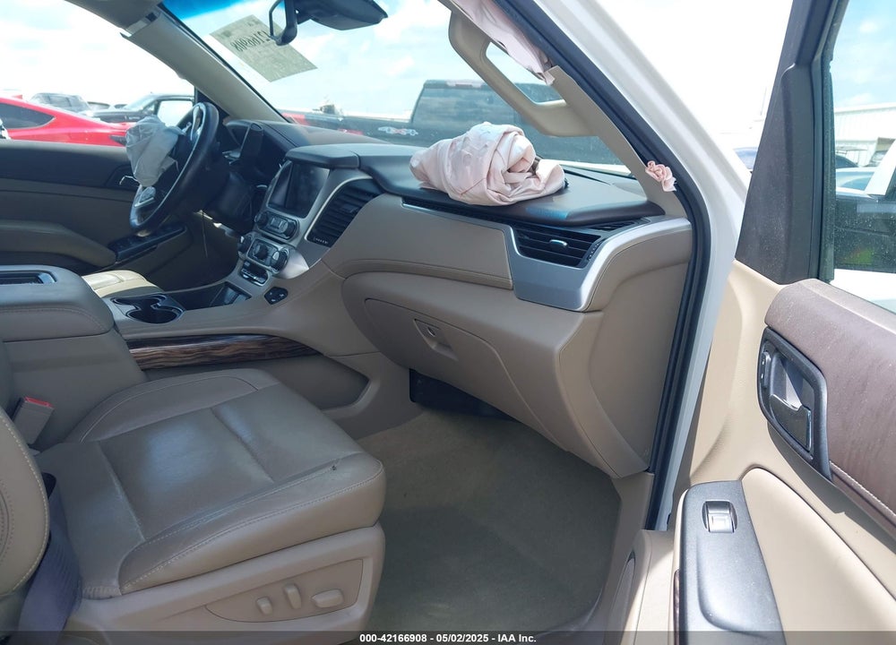 2017 GMC YUKON XL SLT VIN: 1GKS2GKC5HR160468