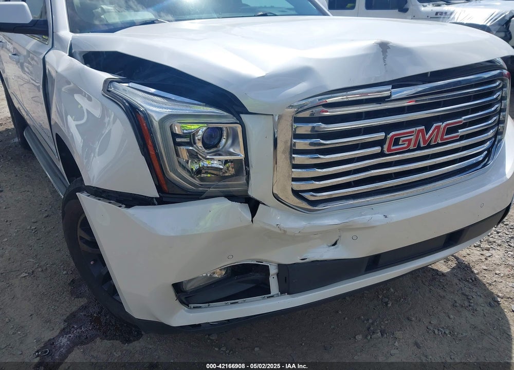 2017 GMC YUKON XL SLT VIN: 1GKS2GKC5HR160468