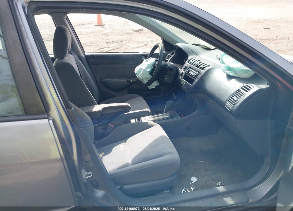 2004 HONDA CIVIC VIN: 1HGES16524L009748