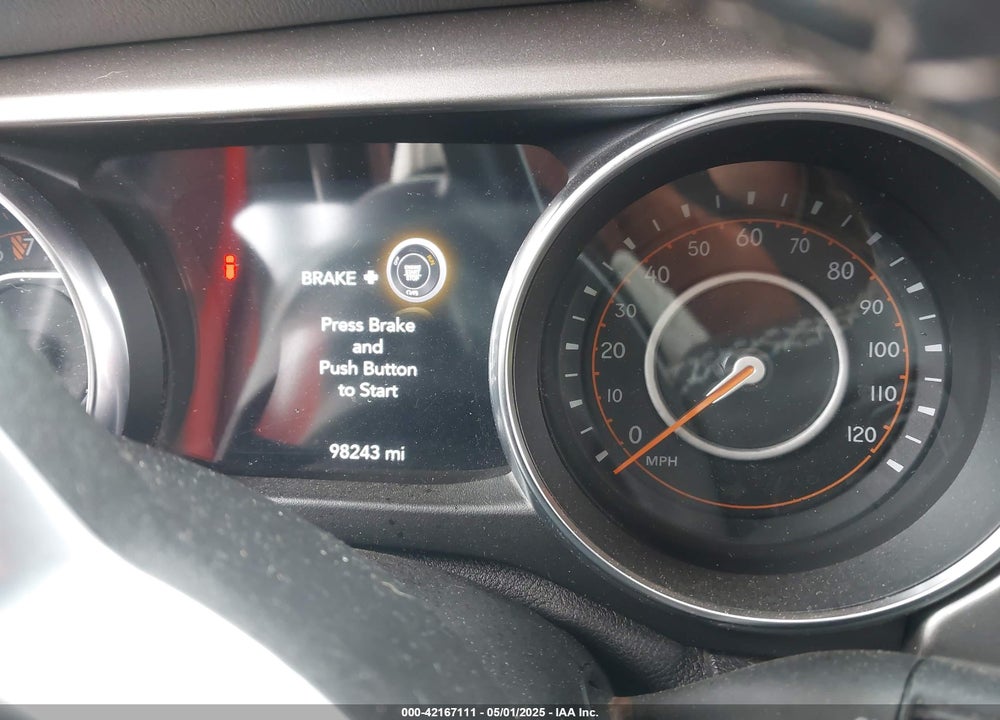 2019 JEEP WRANGLER UNLIMITED SAHARA VIN: 1C4HJXEGXKW579982