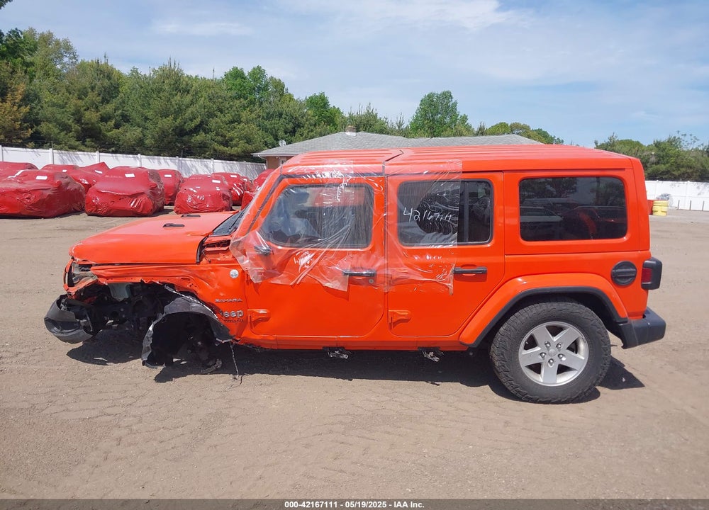 2019 JEEP WRANGLER UNLIMITED SAHARA VIN: 1C4HJXEGXKW579982