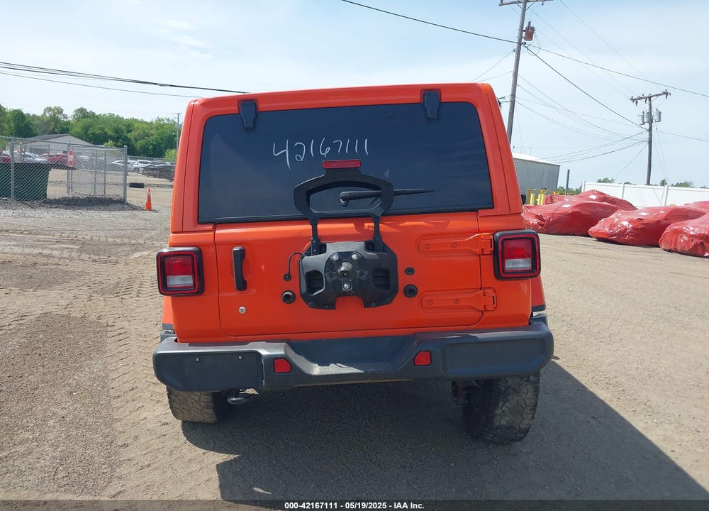 2019 JEEP WRANGLER UNLIMITED SAHARA VIN: 1C4HJXEGXKW579982