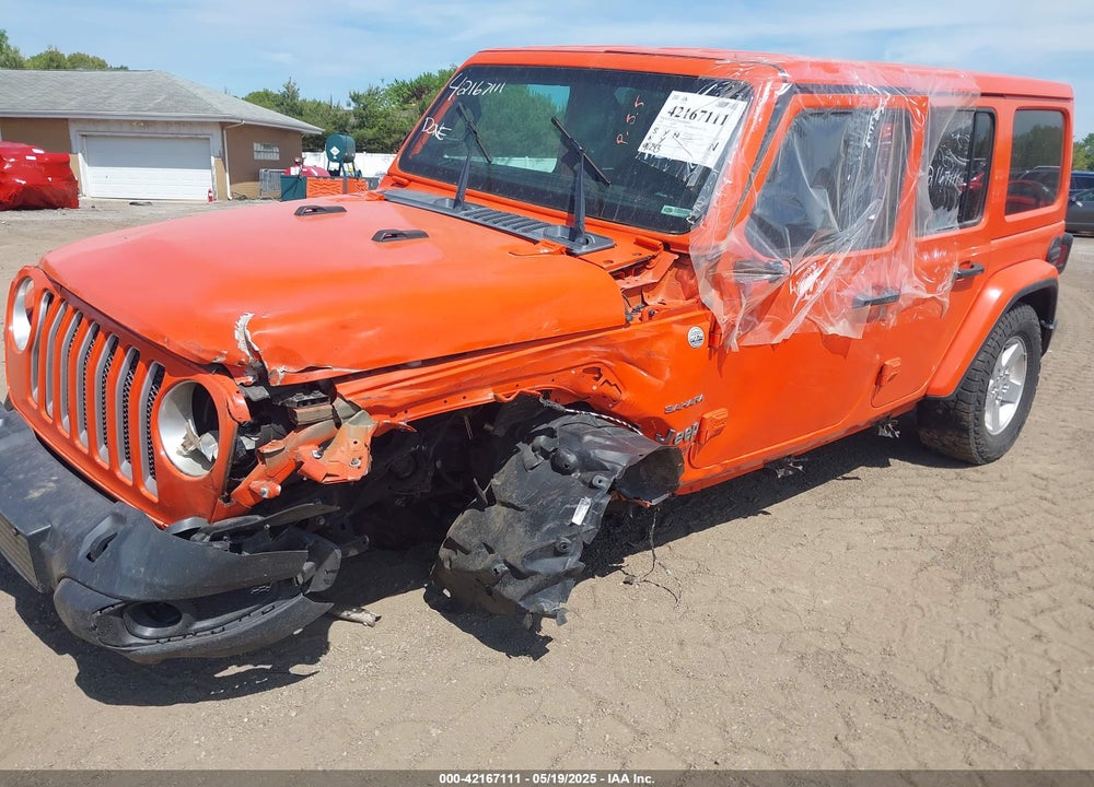 2019 JEEP WRANGLER UNLIMITED SAHARA VIN: 1C4HJXEGXKW579982