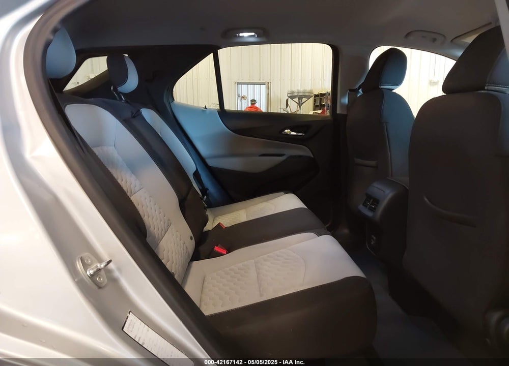2020 CHEVROLET EQUINOX VIN: 2GNAXUEV8L6198096