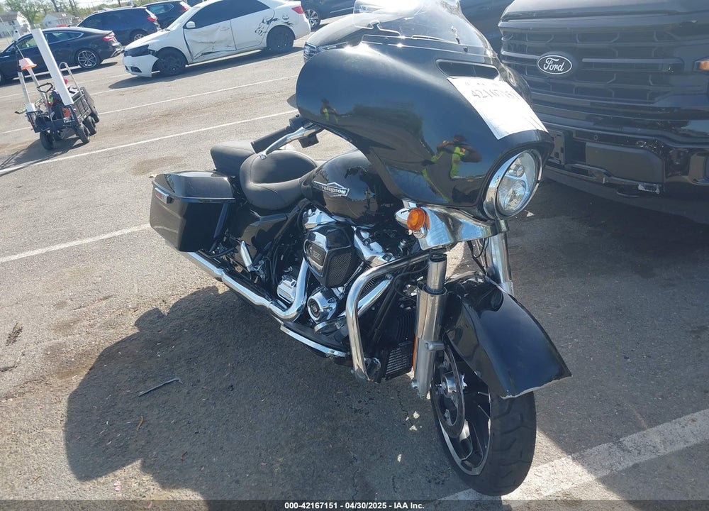 2023 HARLEY-DAVIDSON FLHX VIN: 1HD1KBC19PB630675