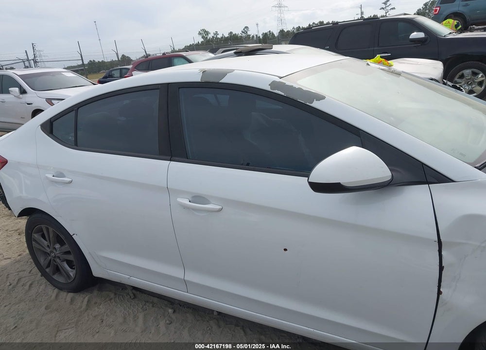 2018 HYUNDAI ELANTRA VIN: 5NPD84LF4JH237810