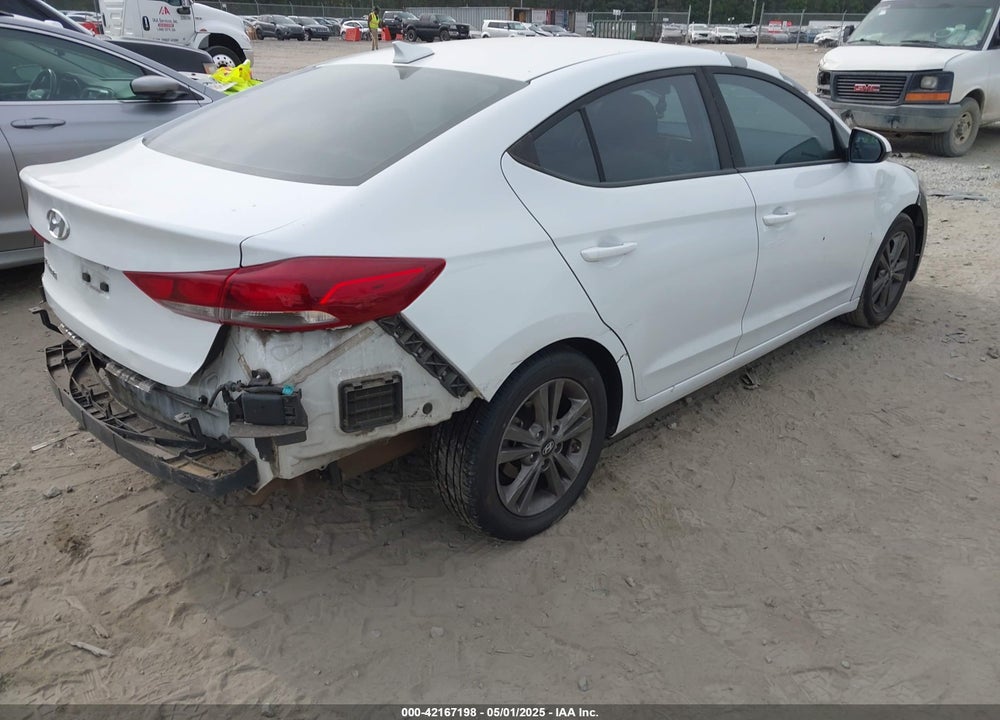 2018 HYUNDAI ELANTRA VIN: 5NPD84LF4JH237810