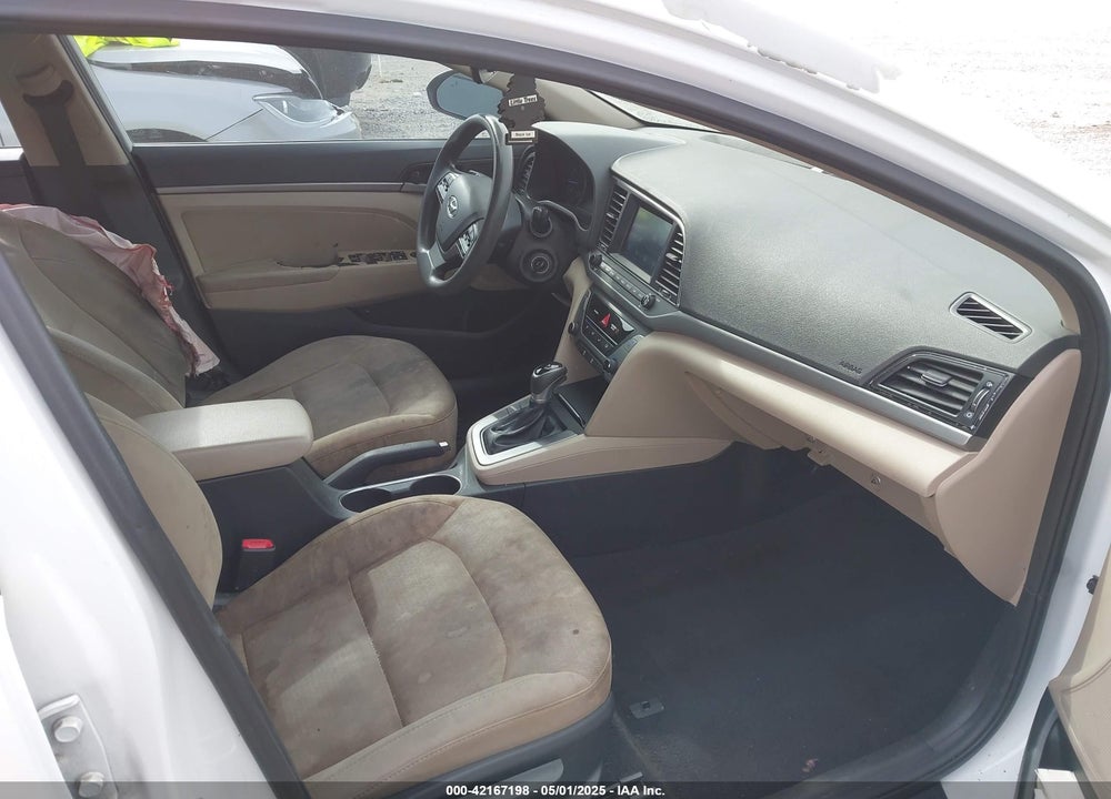 2018 HYUNDAI ELANTRA VIN: 5NPD84LF4JH237810
