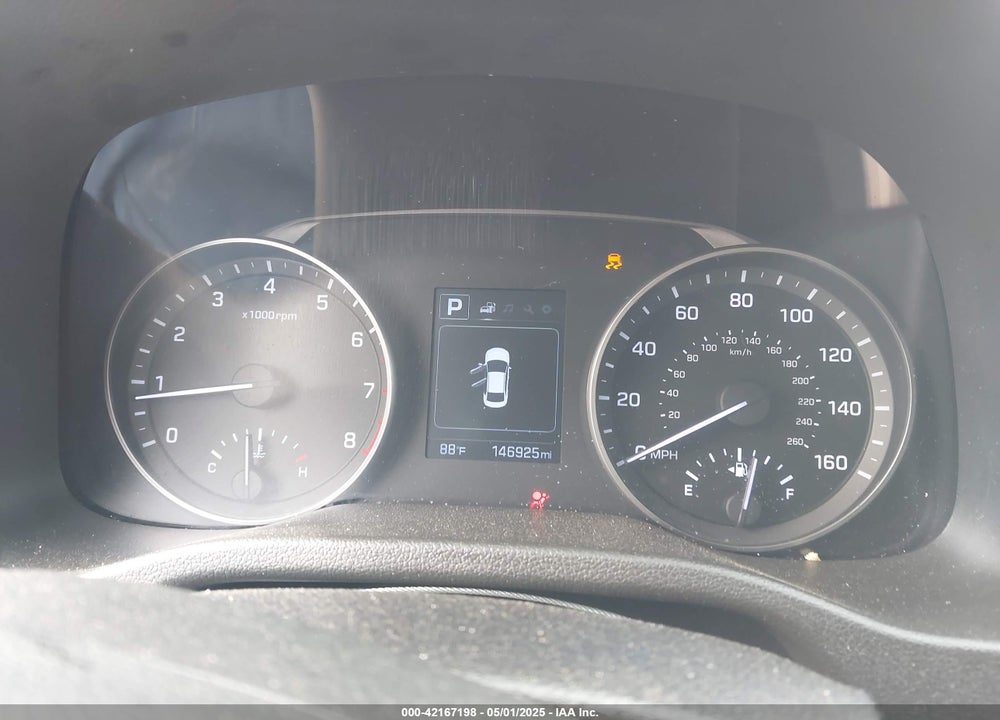 2018 HYUNDAI ELANTRA VIN: 5NPD84LF4JH237810