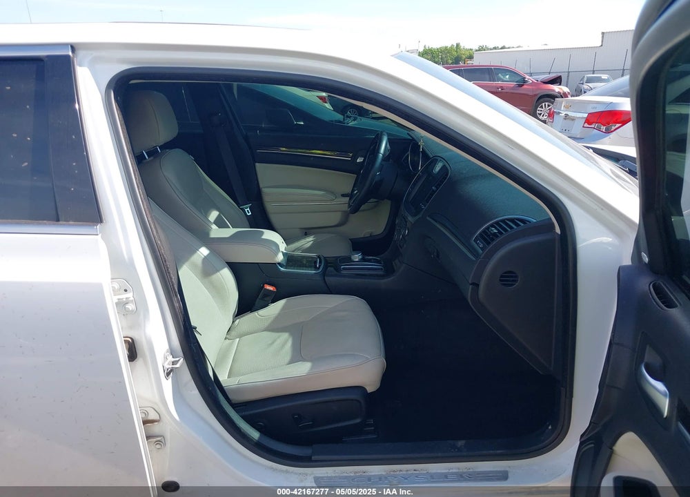 2015 CHRYSLER 300C VIN: 2C3CCAEG8FH755728