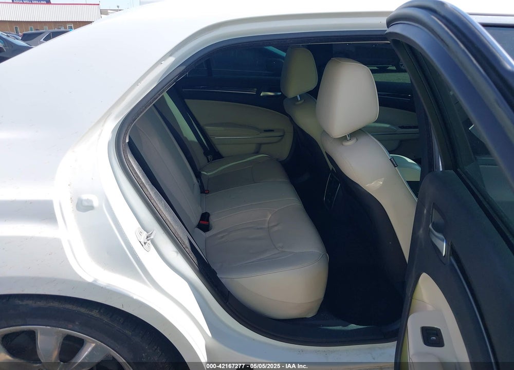 2015 CHRYSLER 300C VIN: 2C3CCAEG8FH755728