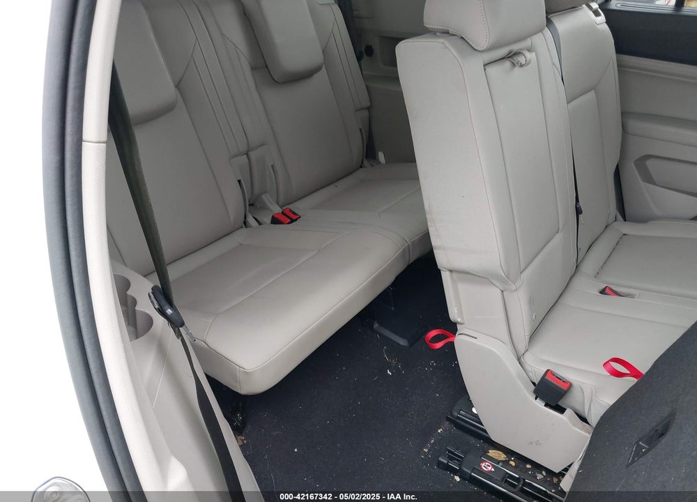 2019 VOLKSWAGEN ATLAS VIN: 1V2DR2CAXKC598265