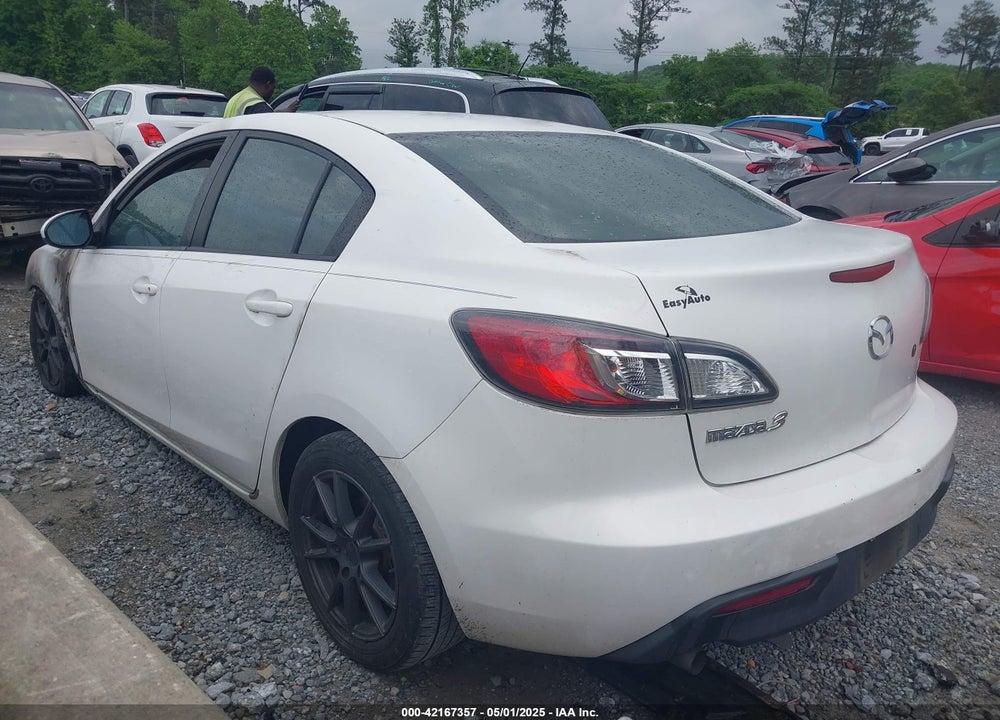 2011 MAZDA MAZDA3 VIN: JM1BL1UF9B1457746