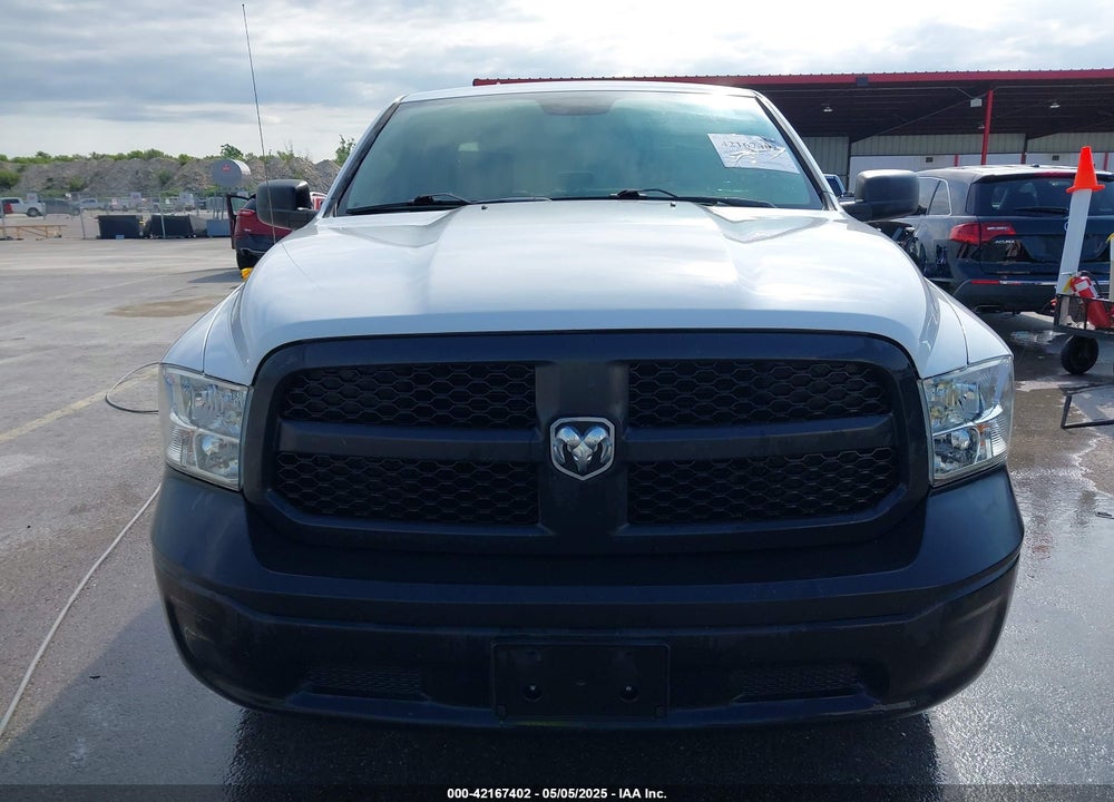 2019 RAM 1500 CLASSIC TRADESMAN 4X4 6'4 BOX VIN: 1C6RR7ST3KS688104