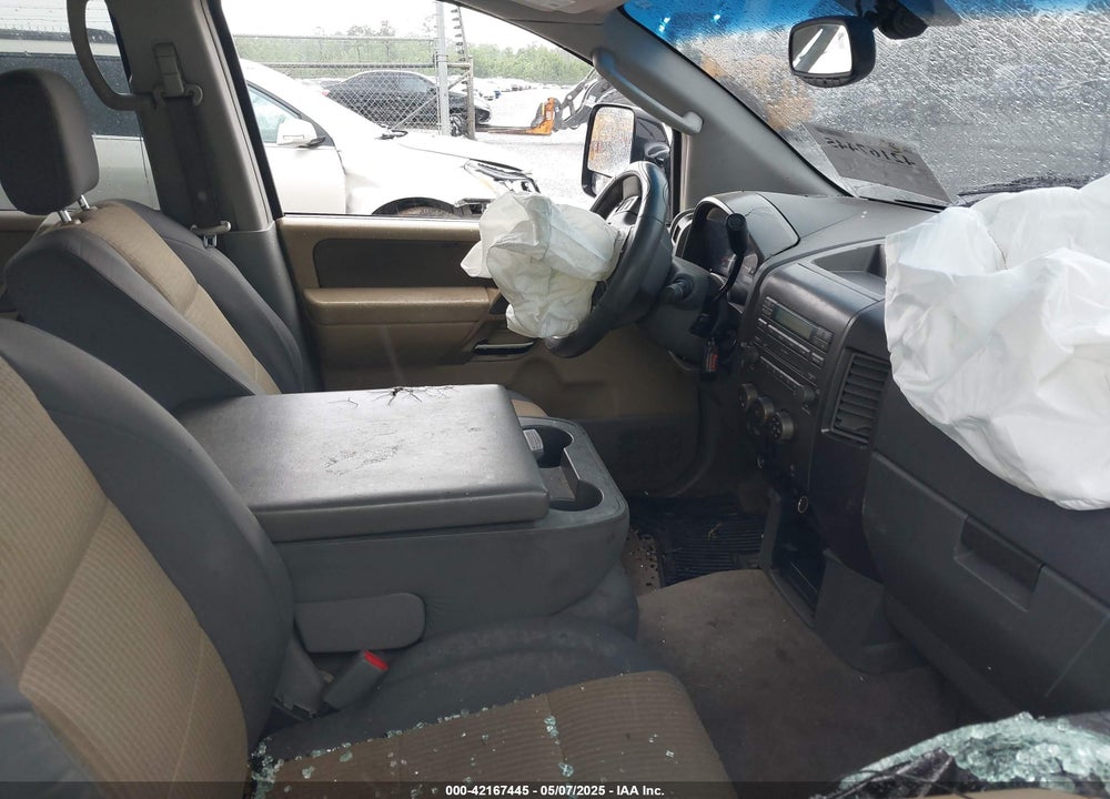 2004 NISSAN TITAN SE VIN: 1N6AA07A14N542231