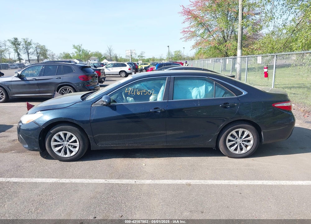 2016 TOYOTA CAMRY VIN: 4T4BF1FK9GR520806