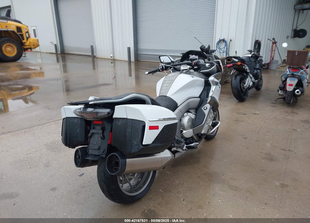 2018 BMW K1600 GTL VIN: WB10F1203JZD91532