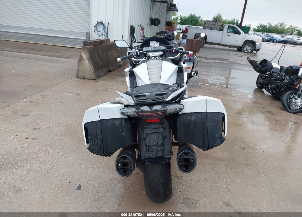 2018 BMW K1600 GTL VIN: WB10F1203JZD91532
