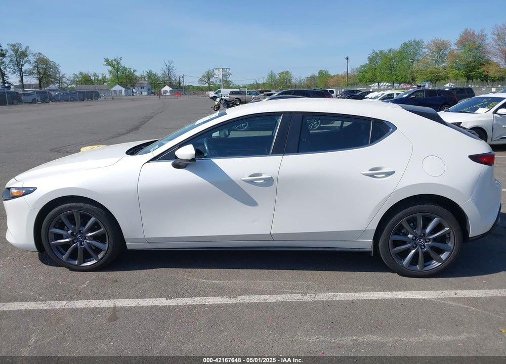 2021 MAZDA MAZDA3 HATCHBACK VIN: JM1BPBKL4M1313527