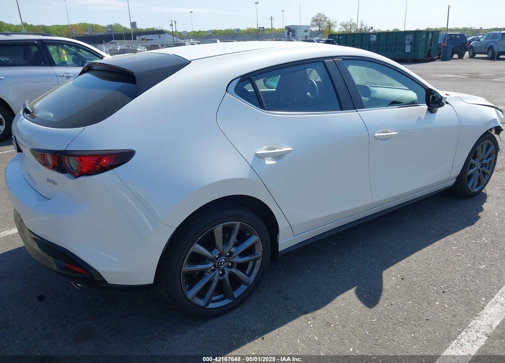2021 MAZDA MAZDA3 HATCHBACK VIN: JM1BPBKL4M1313527