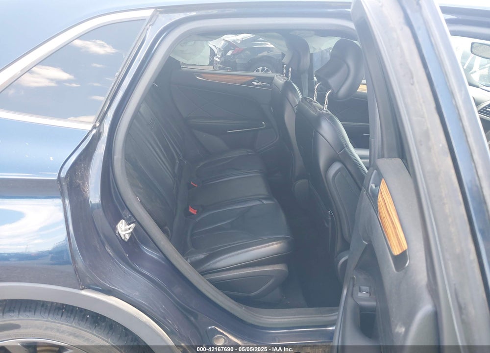2015 LINCOLN MKC VIN: 5LMCJ1A94FUJ28717
