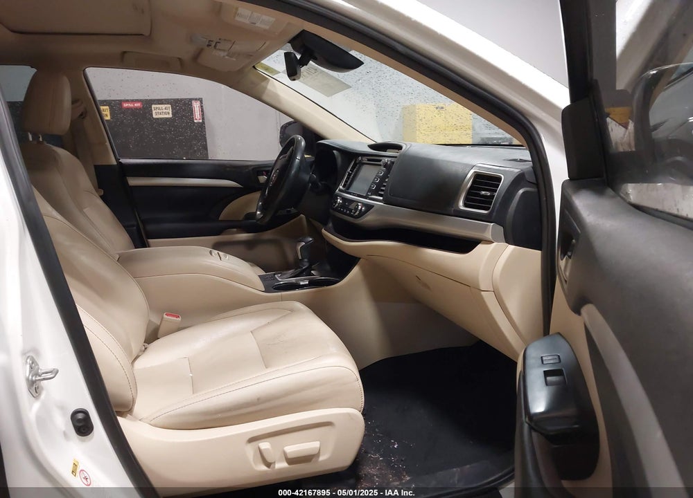 2019 TOYOTA HIGHLANDER HYBRID XLE VIN: 5TDJGRFH3KS070254