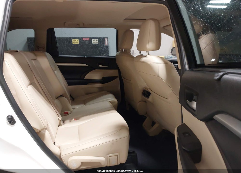 2019 TOYOTA HIGHLANDER HYBRID XLE VIN: 5TDJGRFH3KS070254