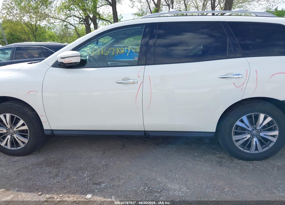 2018 NISSAN PATHFINDER SL VIN: 5N1DR2MM8JC612040