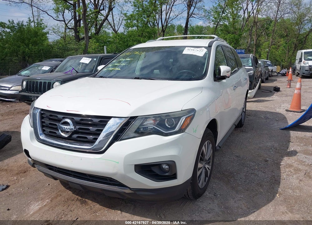 2018 NISSAN PATHFINDER SL VIN: 5N1DR2MM8JC612040