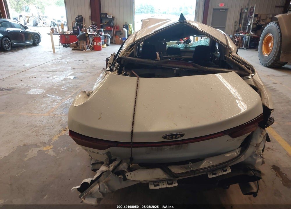 2020 KIA FORTE LXS VIN: 3KPF24AD8LE233018
