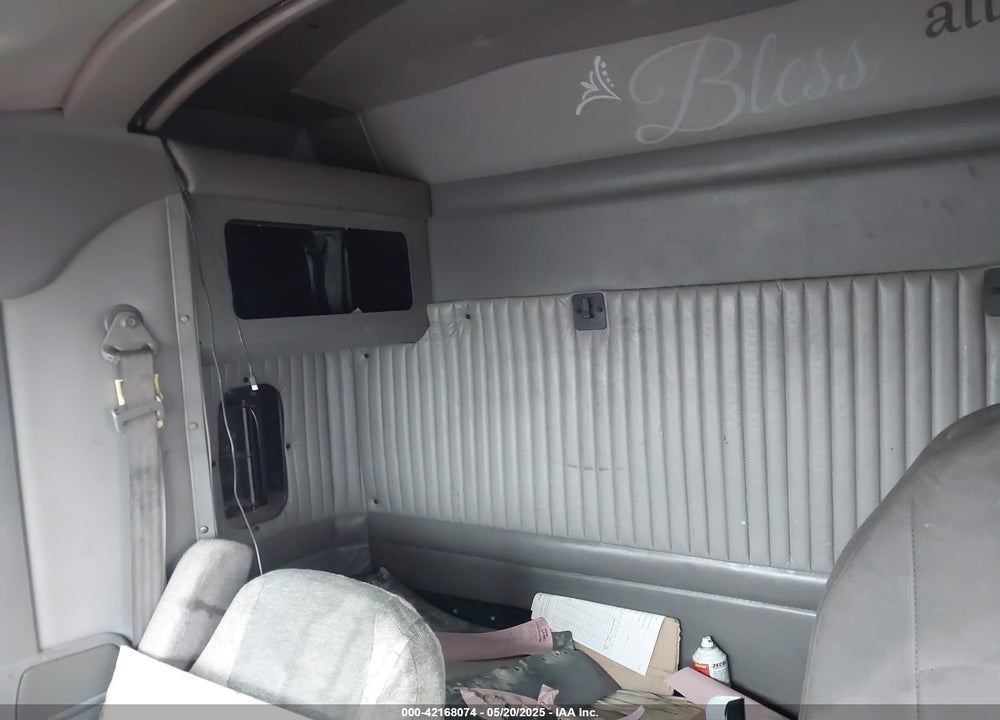 2006 KENWORTH T800 T800 VIN: 1XKDD09X36J139052