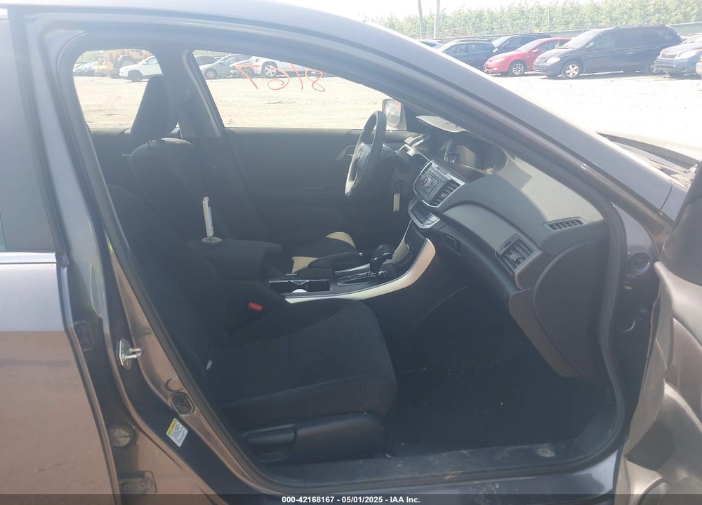 2013 HONDA ACCORD LX VIN: 1HGCR2F38DA038139