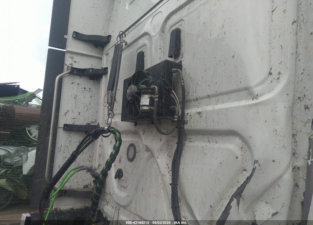 2022 FREIGHTLINER CASCADIA 126 VIN: 1FUJHHDR4NLMX3637