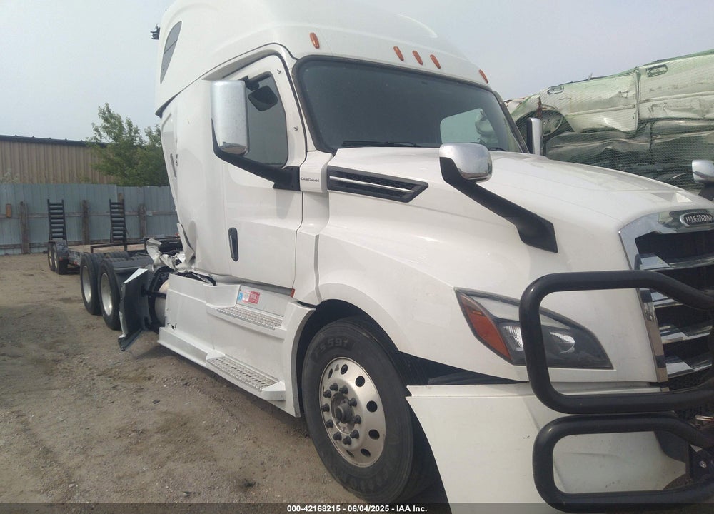 2022 FREIGHTLINER CASCADIA 126 VIN: 1FUJHHDR4NLMX3637