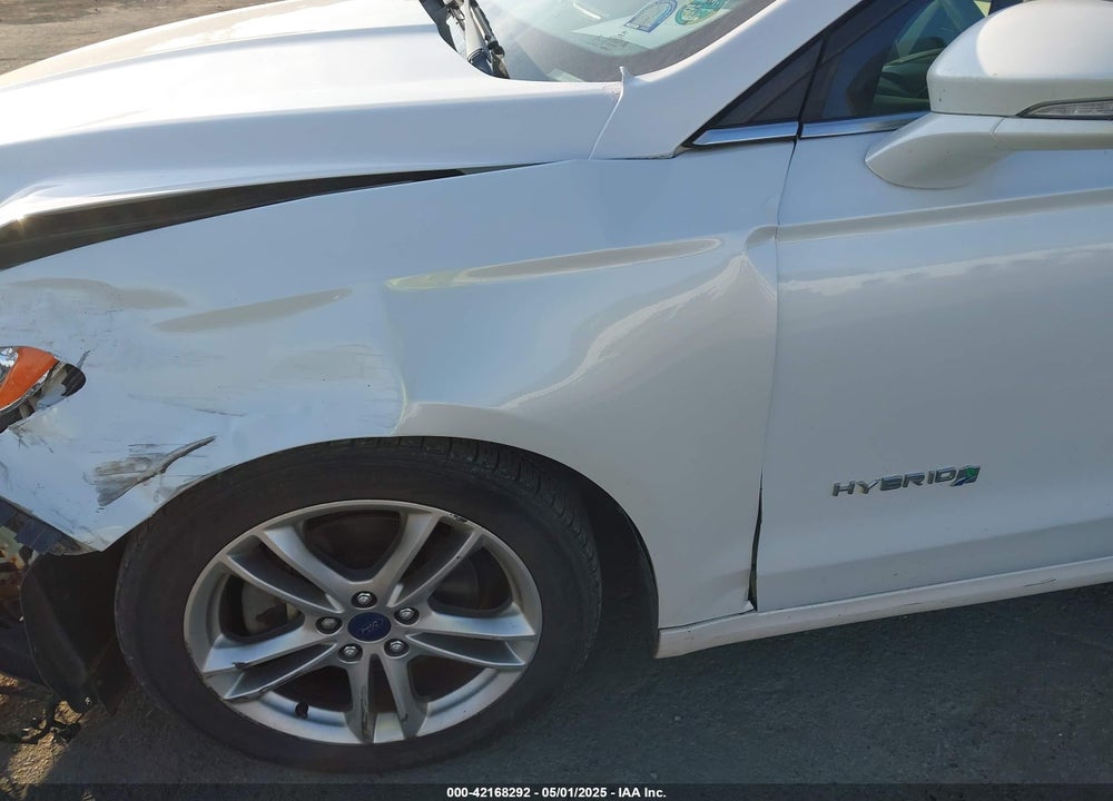 2015 FORD FUSION HYBRID SE VIN: 3FA6P0LU2FR305597