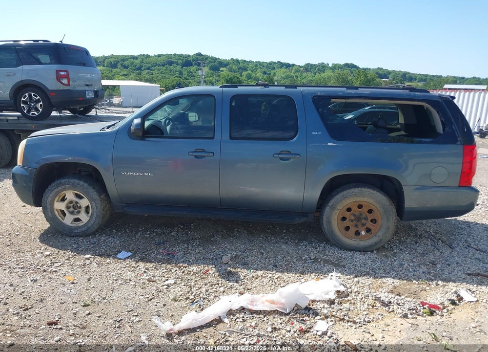 2010 GMC YUKON XL 1500 SLT VIN: 1GKUKKE33AR209759