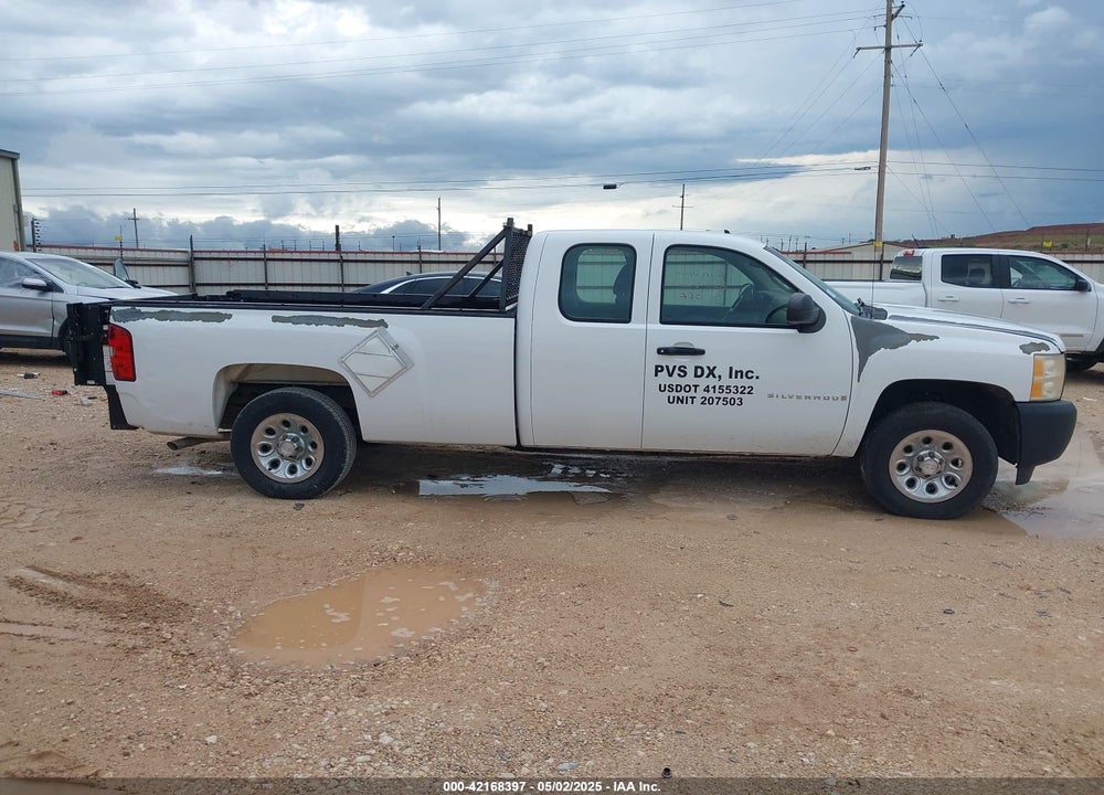 2009 CHEVROLET SILVERADO 1500 VIN: 1GCEC190X9E129613