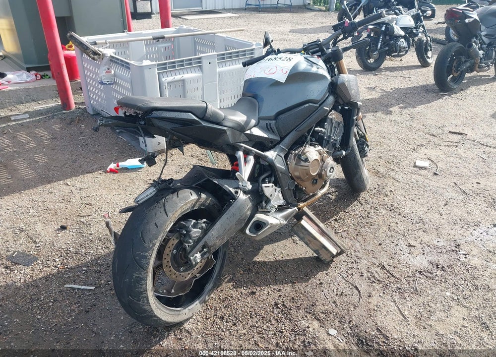 2023 HONDA CB650 RA VIN: MLHRH0251P5400538
