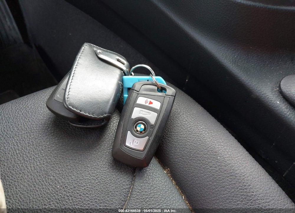 2018 BMW 320I VIN: WBA8E1G50JNU90582