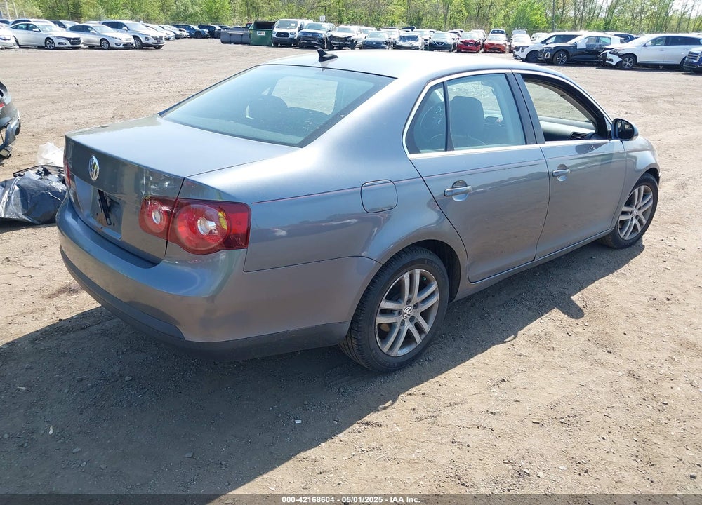 2010 VOLKSWAGEN JETTA VIN: 3VWRZ7AJXAM007966