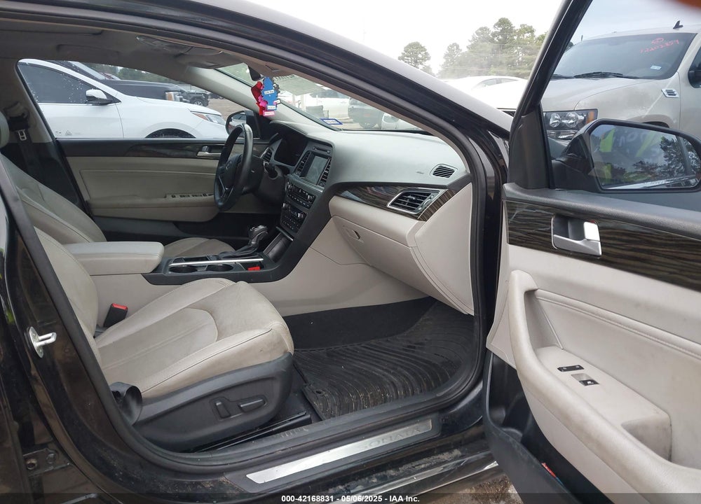 2016 HYUNDAI SONATA VIN: 5NPE34AF4GH312343