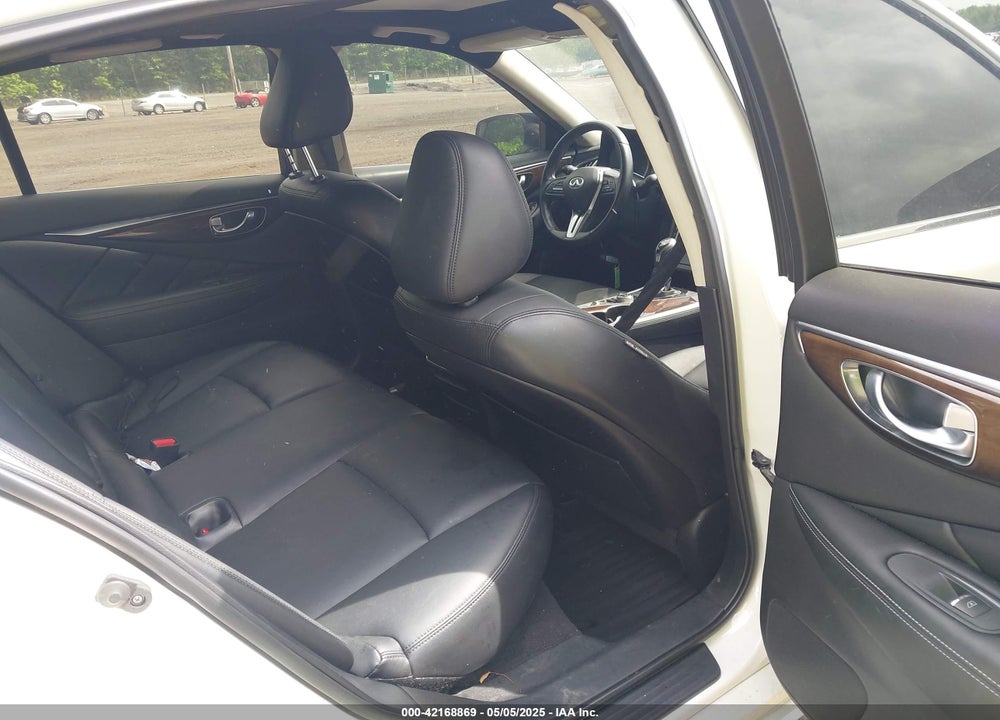 2018 INFINITI Q50 3.0T LUXE VIN: JN1EV7AR1JM430534