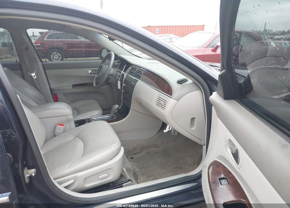 2008 BUICK LACROSSE VIN: 2G4WD582581265350