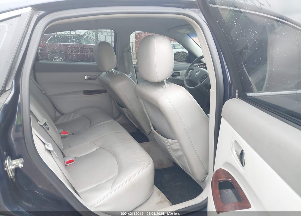 2008 BUICK LACROSSE VIN: 2G4WD582581265350