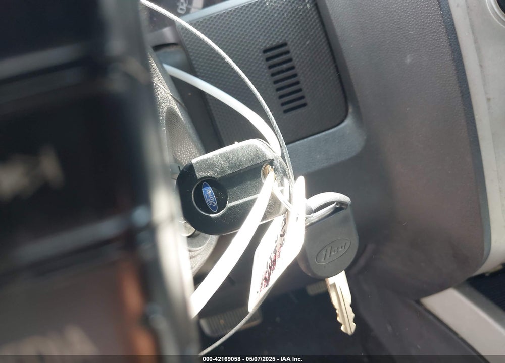 2010 FORD ESCAPE VIN: 1FMCU0DG8AKC68126