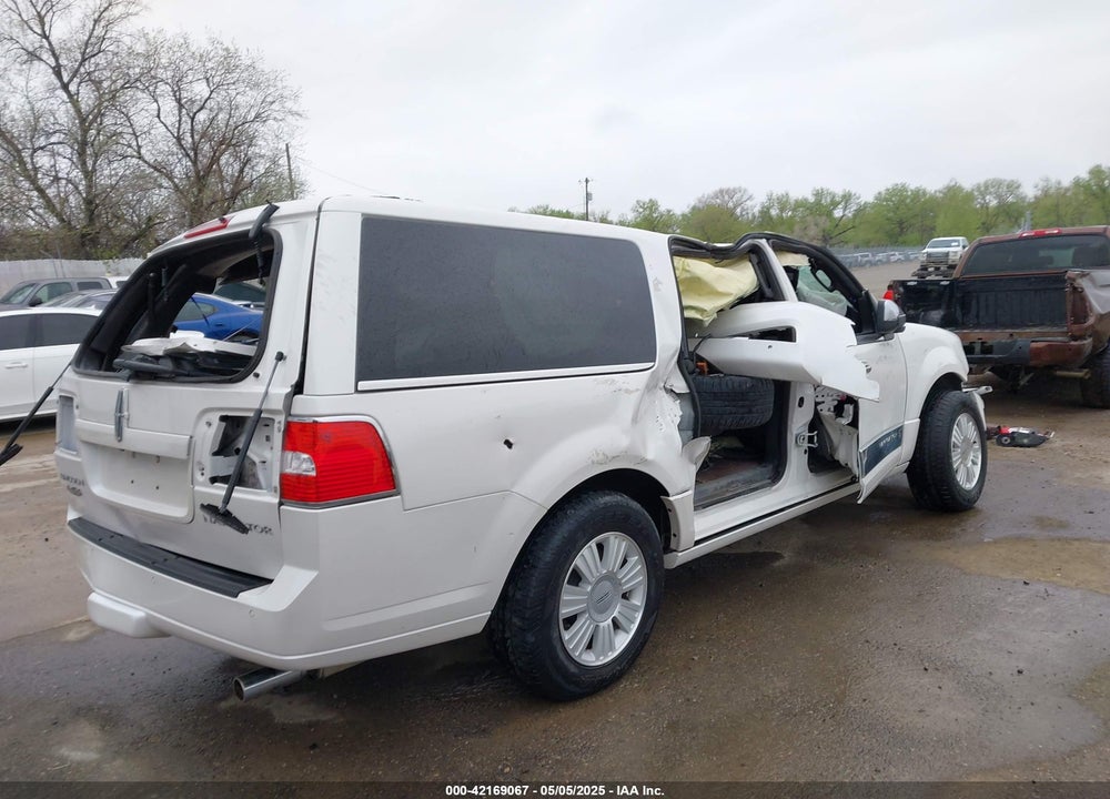 2014 LINCOLN NAVIGATOR L VIN: 5LMJJ3J5XEEL08664