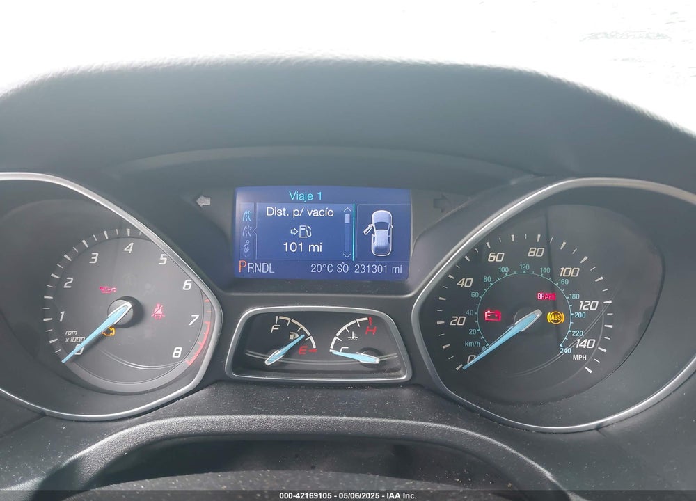2013 FORD FOCUS VIN: 1FADP3K28DL161946