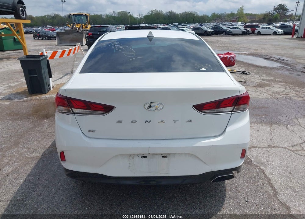 2018 HYUNDAI SONATA VIN: 5NPE24AF1JH608527